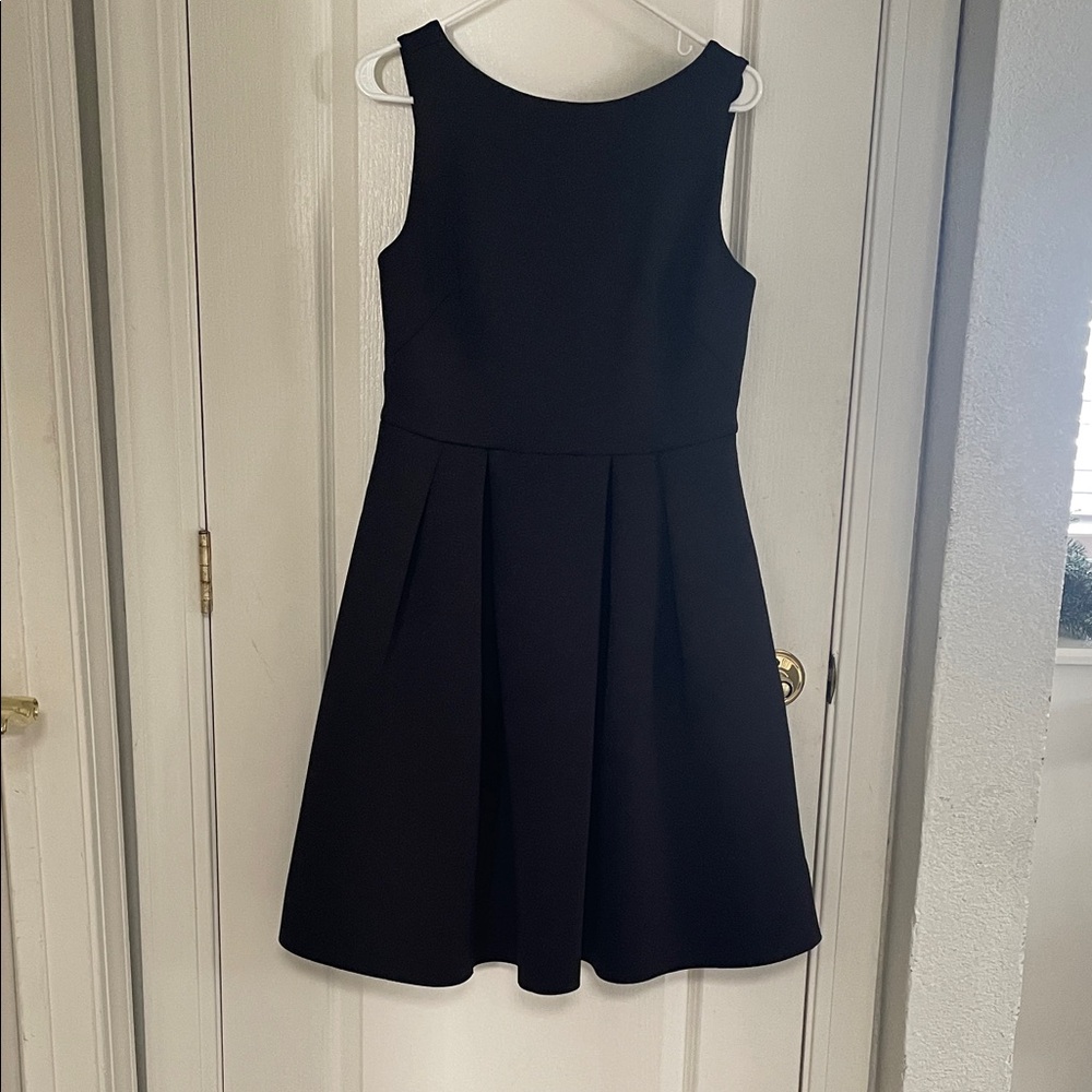 1901 Elegant Black Sleeveless Dress